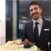 Laureato in magistrale Scienze Chimiche offre ripetizioni di Chimica, Matematica, Fisica e linguaggio di programmazione Python. Si assicura serietà e professionalità